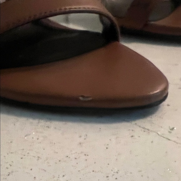 Nine West Tan Heels with Gold Accent - Picture 16 of 16